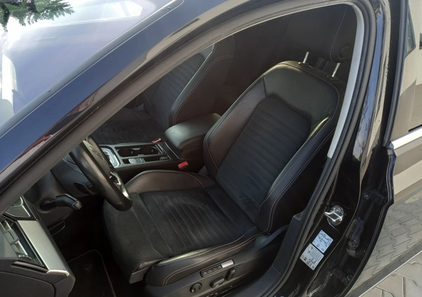 Volkswagen Passat cena 84900 przebieg: 138000, rok produkcji 2020 z Warszawa małe 781